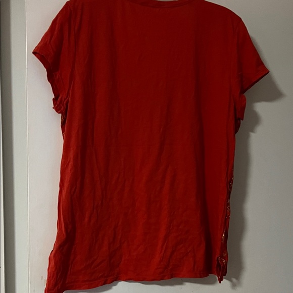 Tahari Red and Gold Short Sleeve Top - Picture 3 of 4